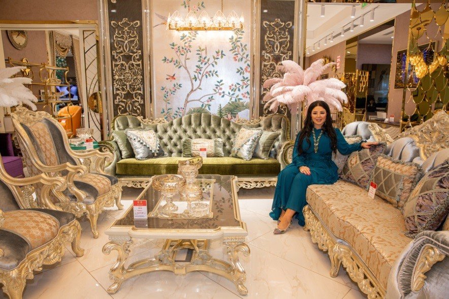 How to choose furniture store in Dubai - Furniture Royal